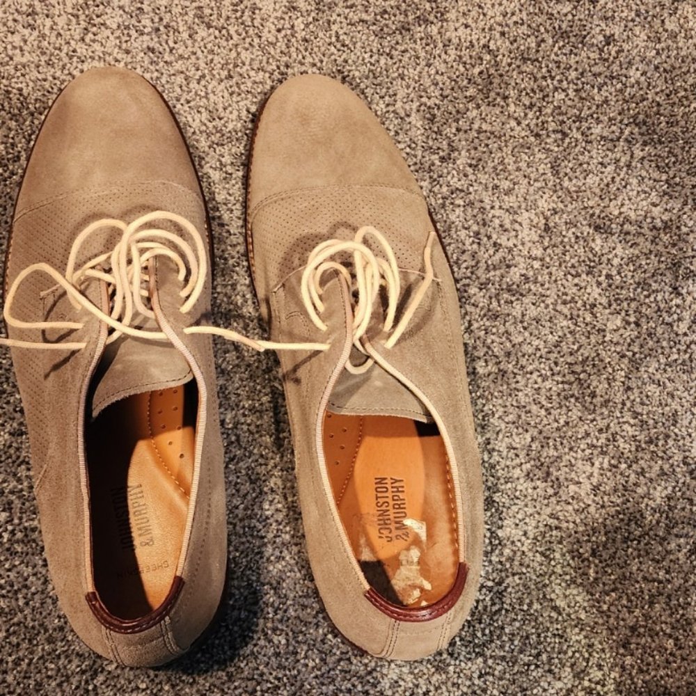 Johnson and Murphy Size 12 Gray Nubucks